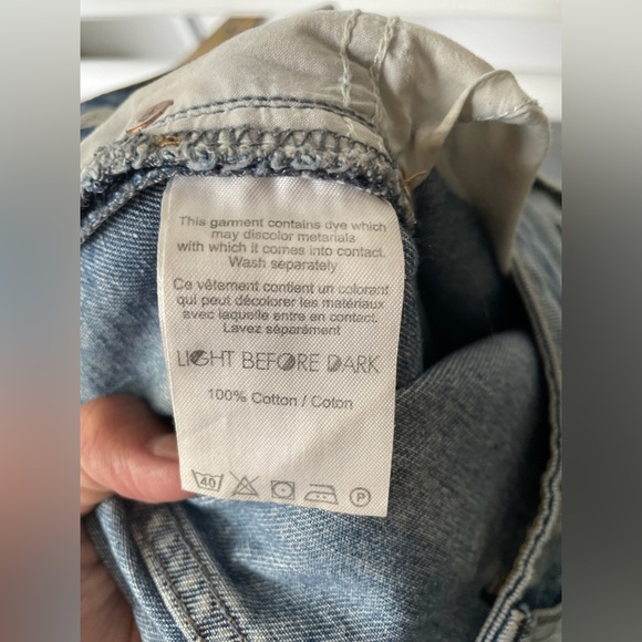 Light Before Dark Boyfriend Jeans - Picture 6 of 7